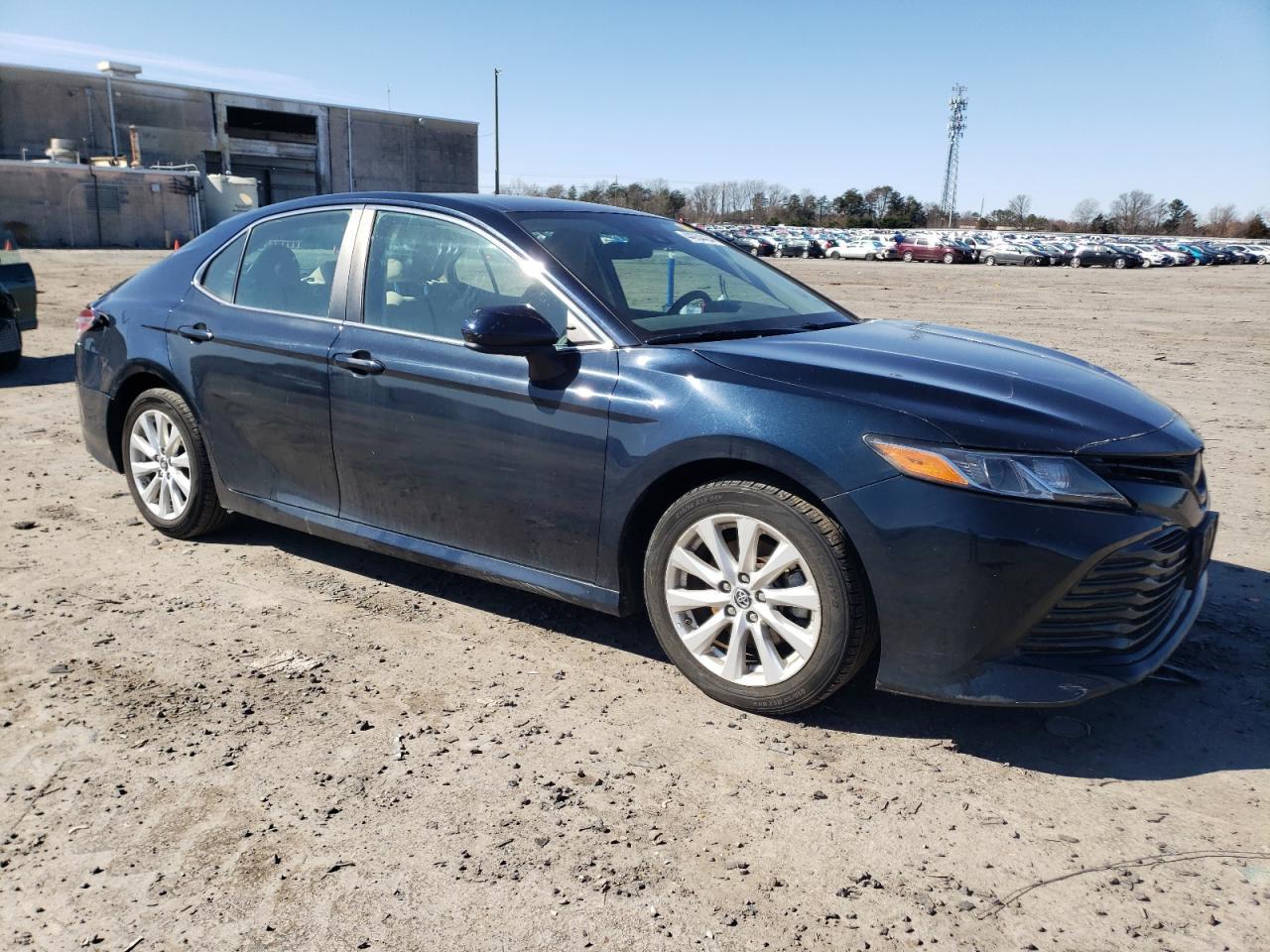 2019 TOYOTA CAMRY L - Фото 4