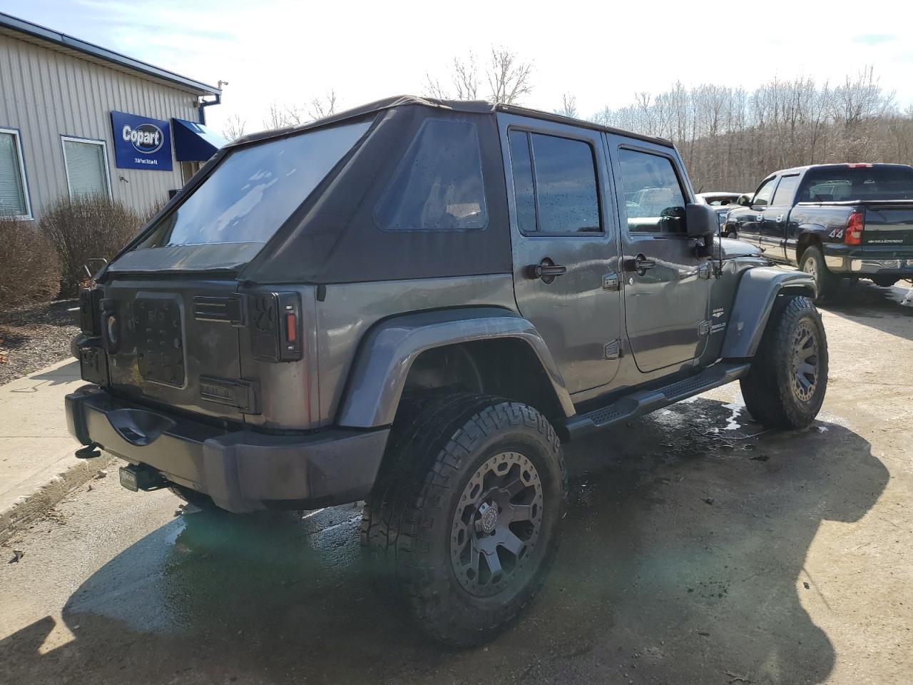 2014 JEEP WRANGLER U - Image 3