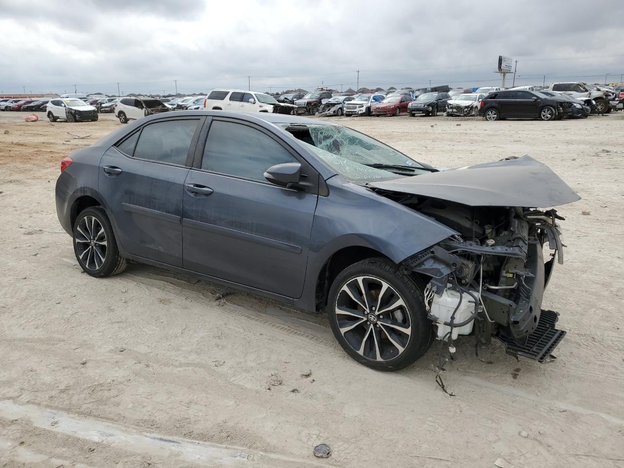 2019 TOYOTA COROLLA L - Фото 4