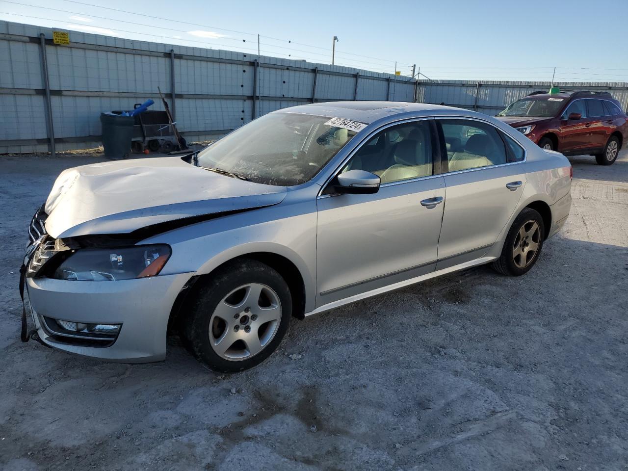 2013 VOLKSWAGEN PASSAT SEL car image