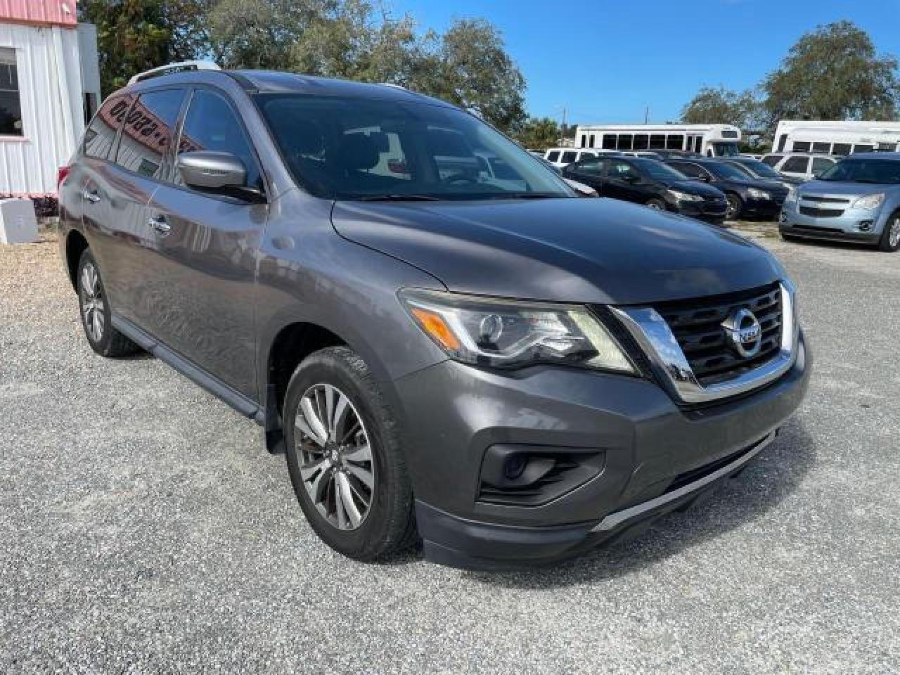 2017 NISSAN PATHFINDER car image