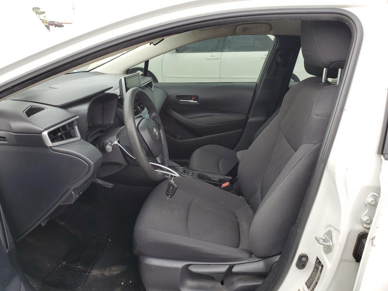 2020 TOYOTA COROLLA LE - Фото 7