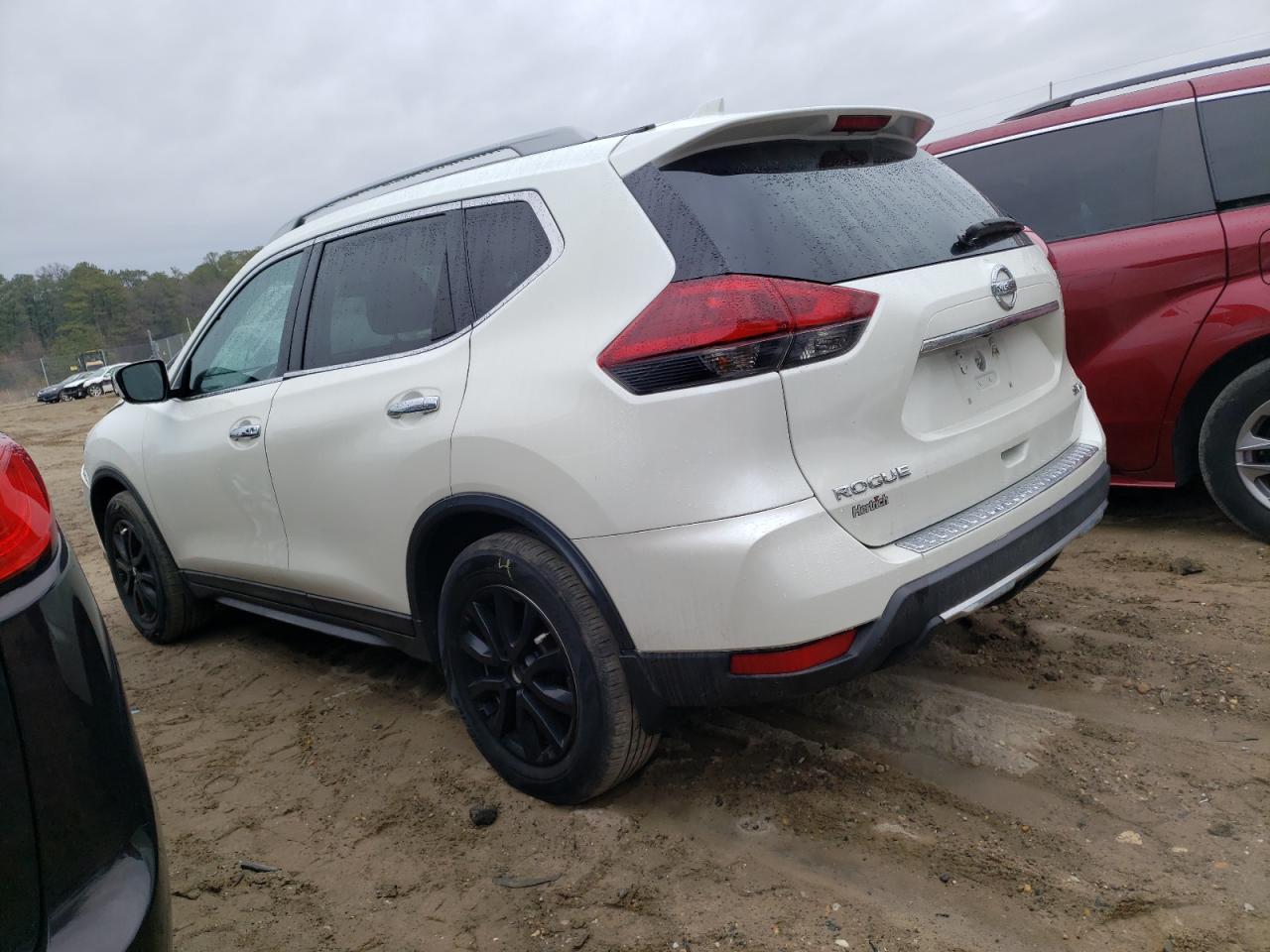 2018 NISSAN ROGUE S - Image 2