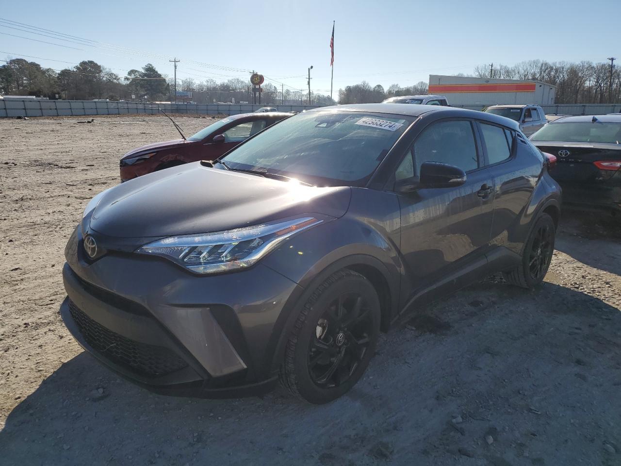 2022 TOYOTA C-HR XLE