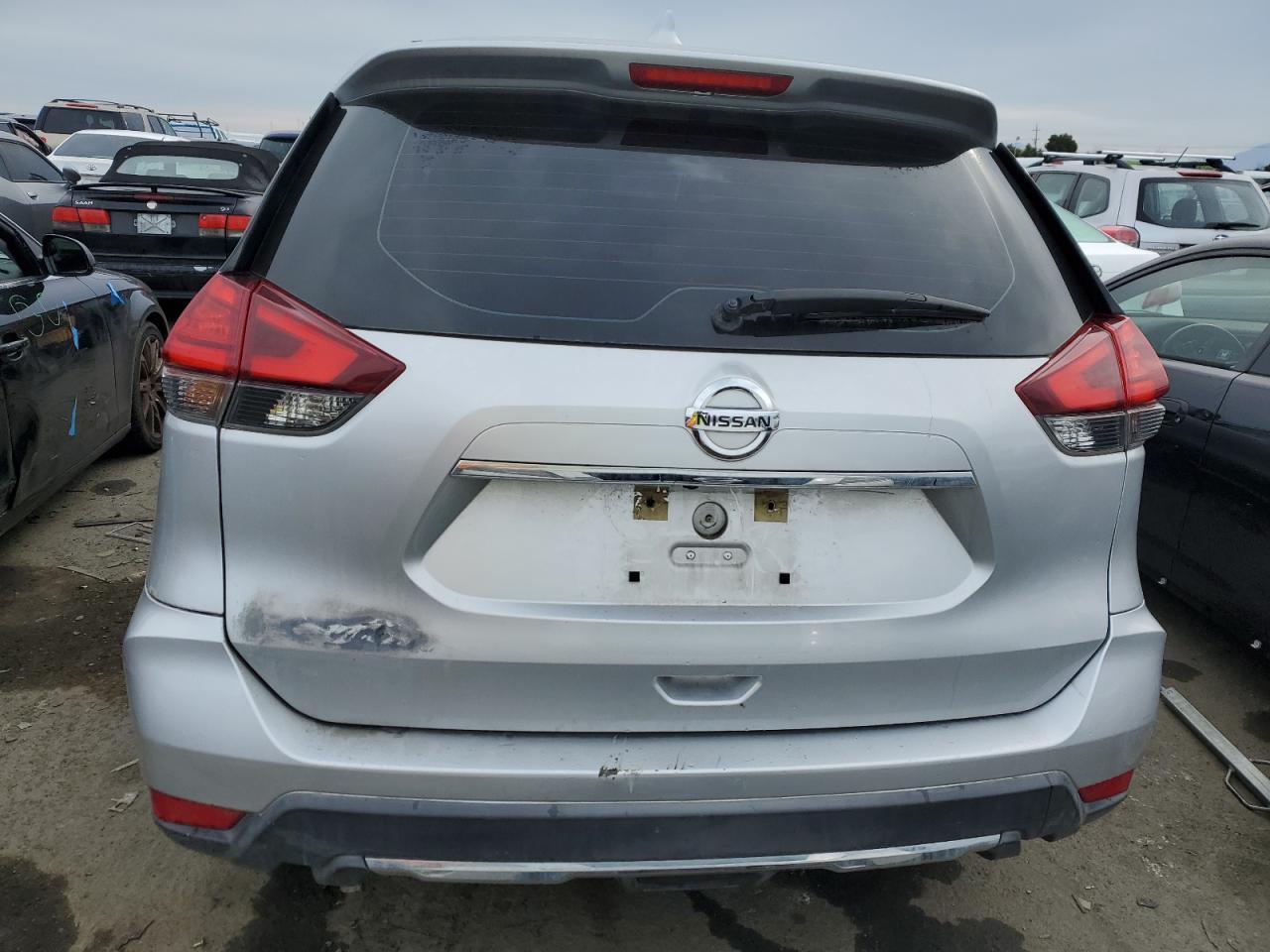 2017 NISSAN ROGUE S - Image 6
