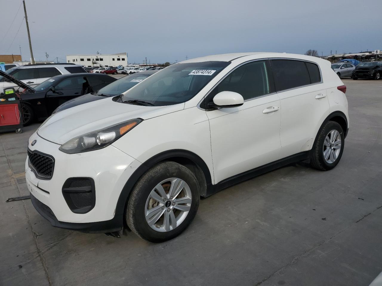 2018 KIA SPORTAGE L car image