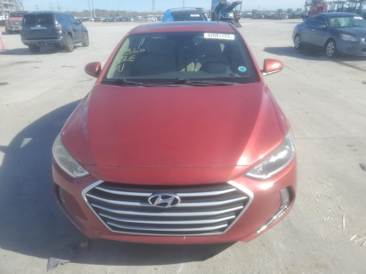 2017 HYUNDAI ELANTRA SE - Фото 5
