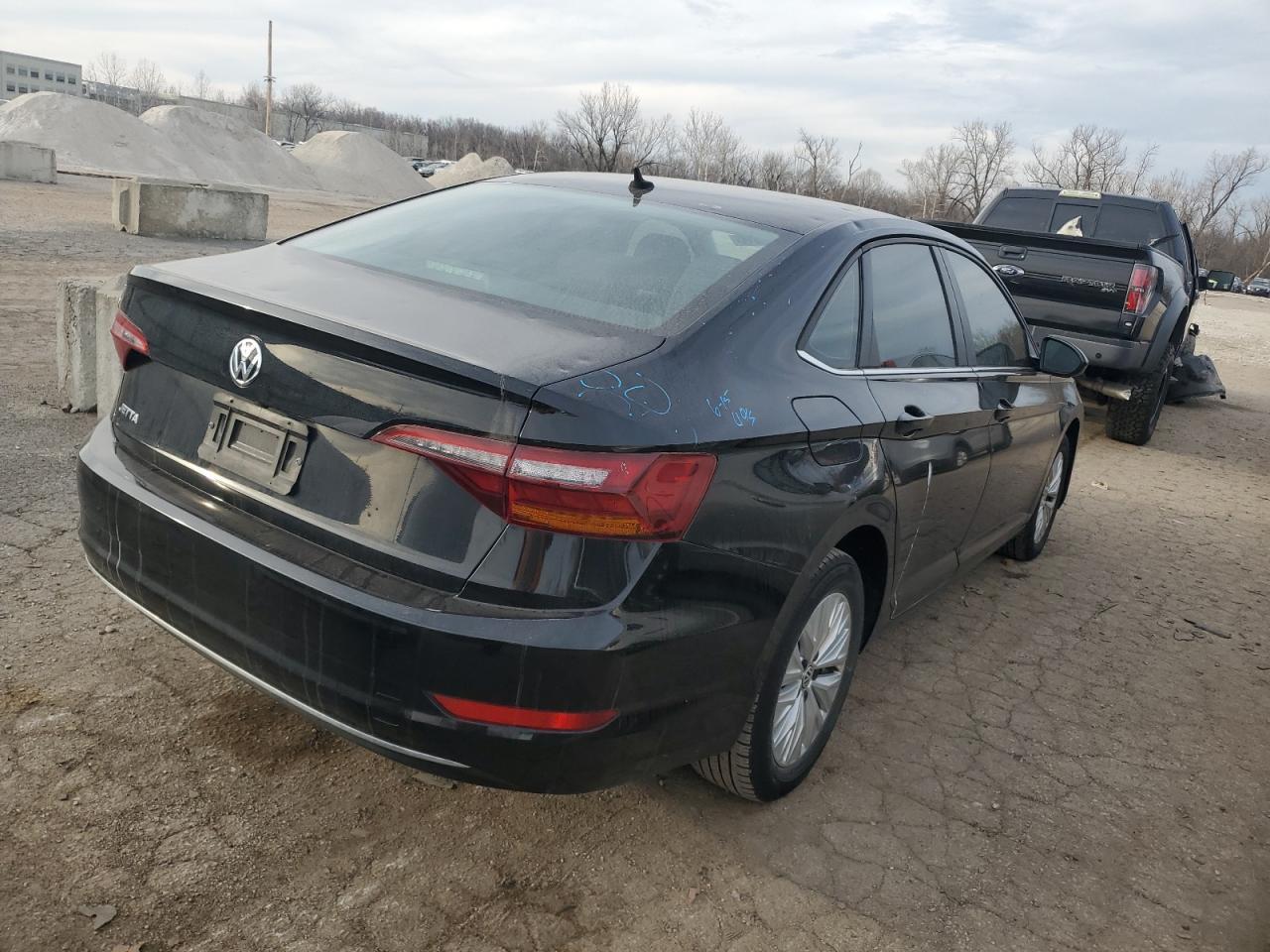 2019 VOLKSWAGEN JETTA S - Image 3