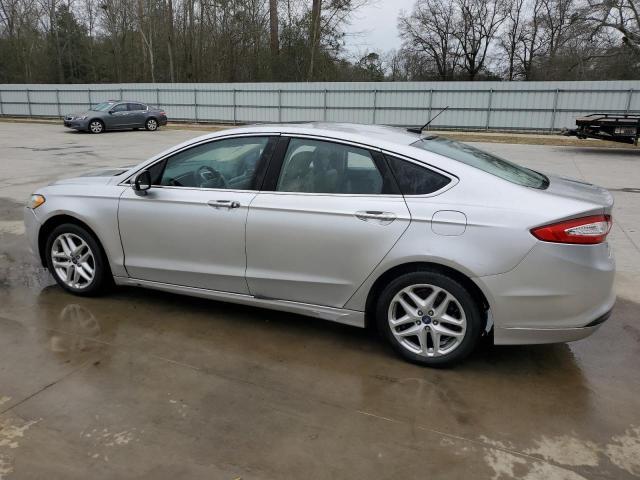 2013 Ford Fusion Se - Фото 2