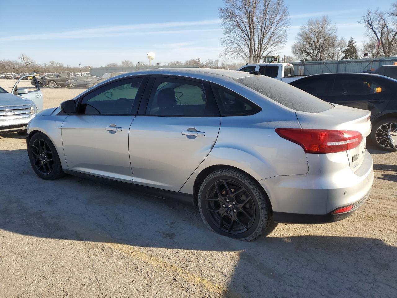 2016 FORD FOCUS SE - Image 2