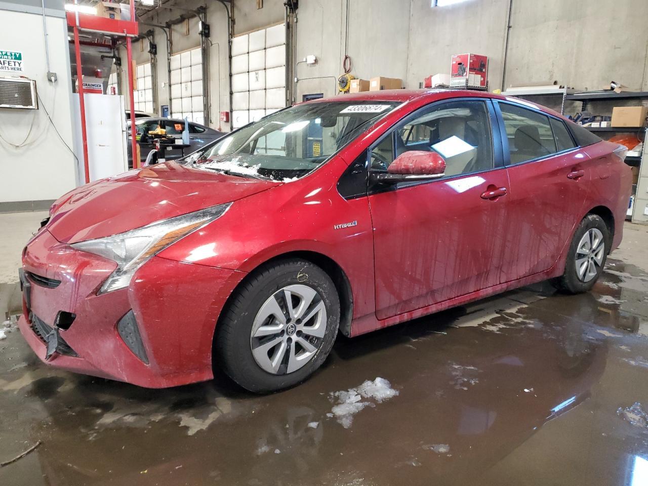 2016 TOYOTA PRIUS car image