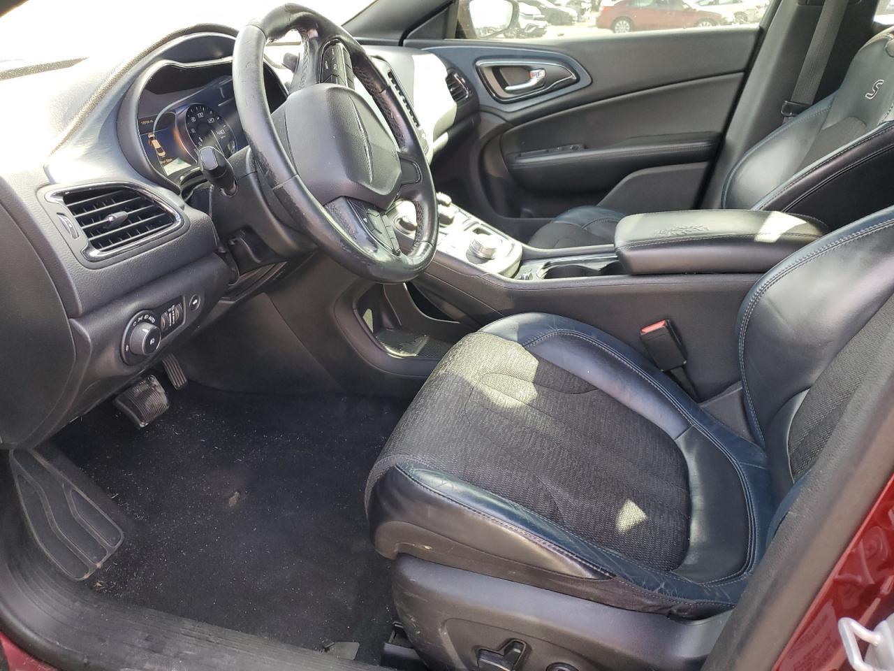 2015 CHRYSLER 200 S - Фото 7