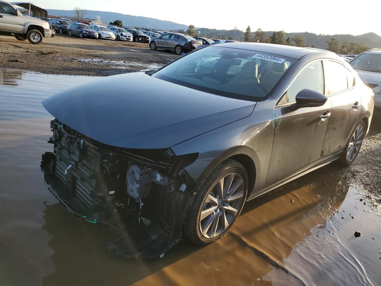 2023 MAZDA 3 PREFERRE