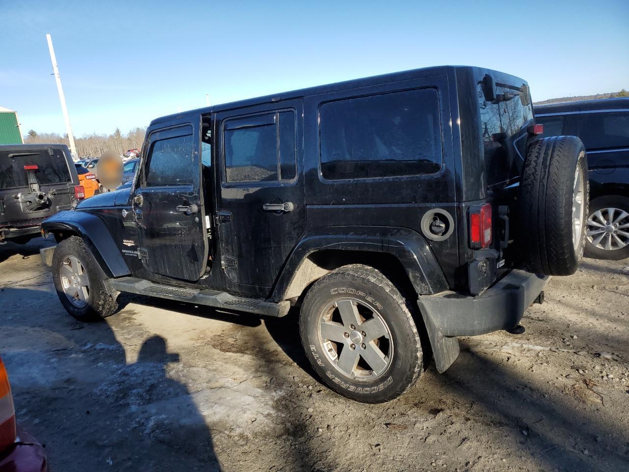 2012 JEEP WRANGLER U - Image 2