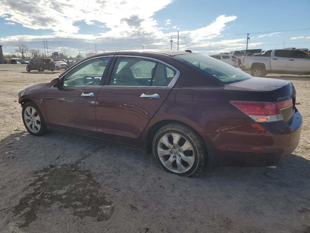 2012 HONDA ACCORD EXL - Image 2