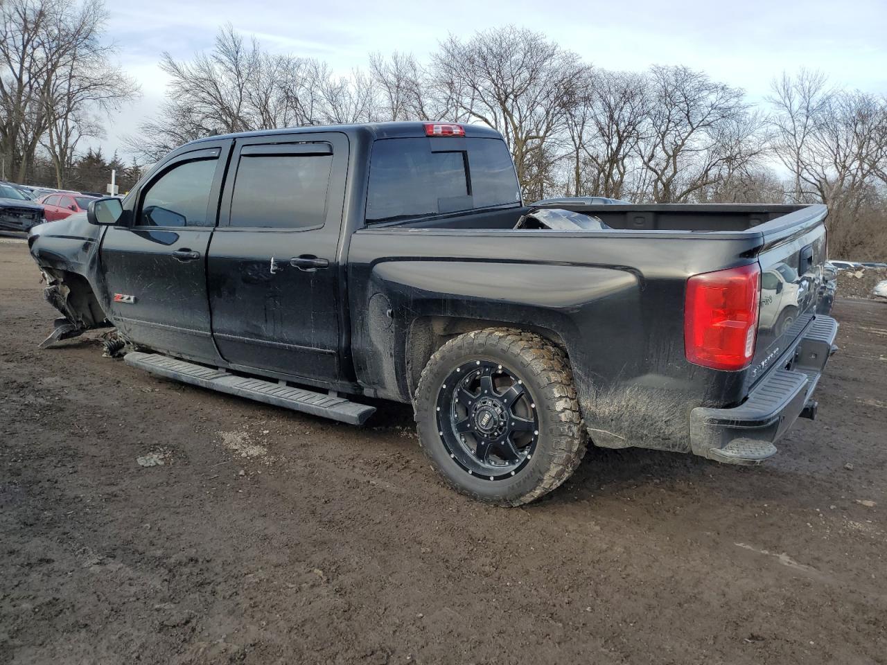 2017 CHEVROLET SILVERADO - Image 2