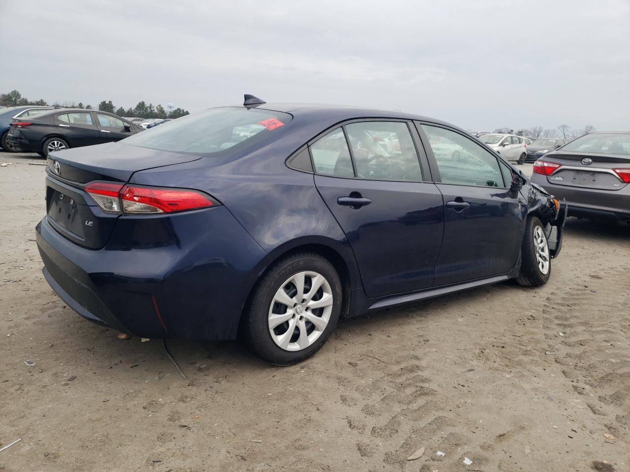 2020 TOYOTA COROLLA LE - Фото 3