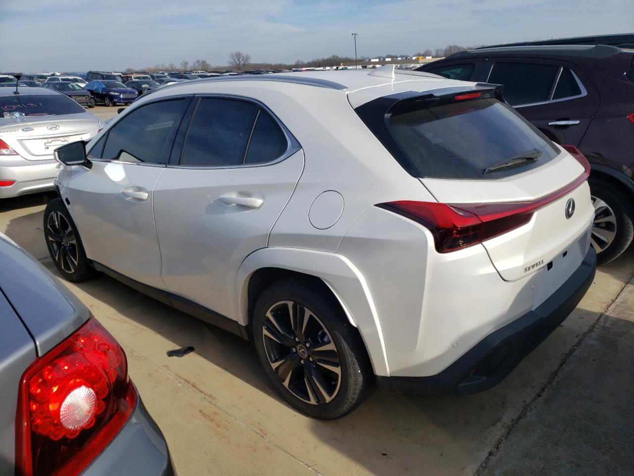 2022 LEXUS UX 200 BAS - Фото 2