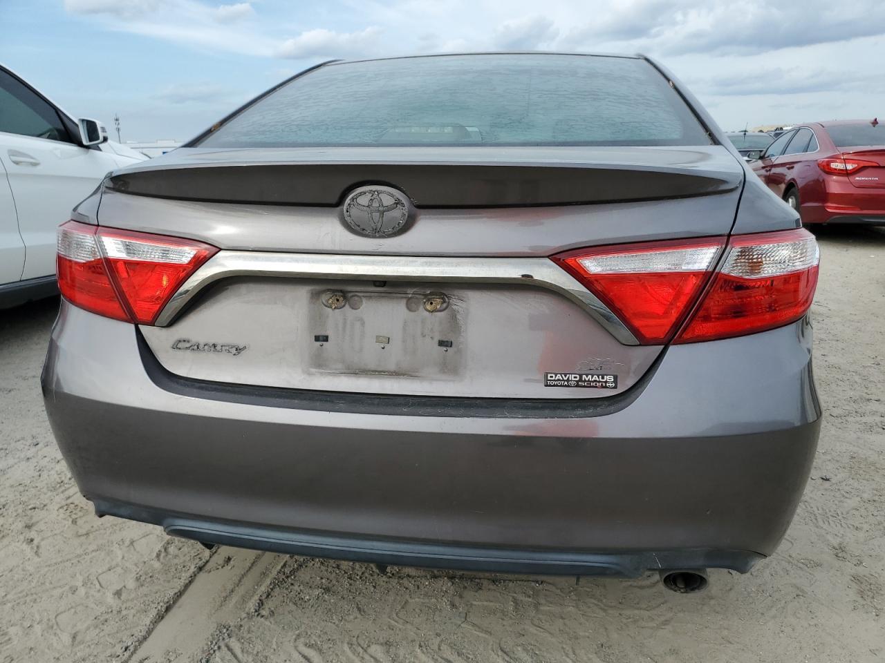 2015 TOYOTA CAMRY LE - Фото 6