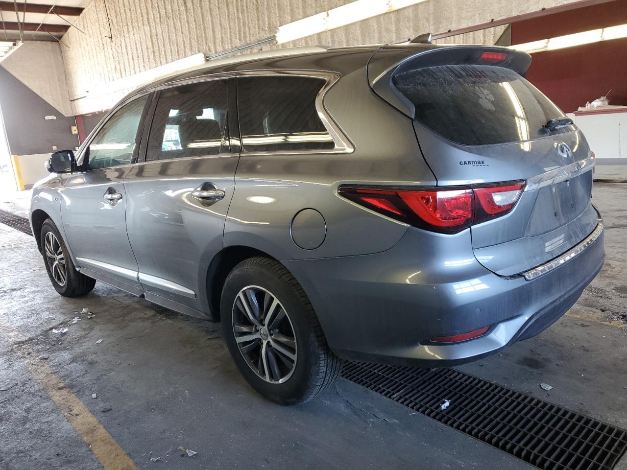 2017 INFINITI QX60 - Image 2