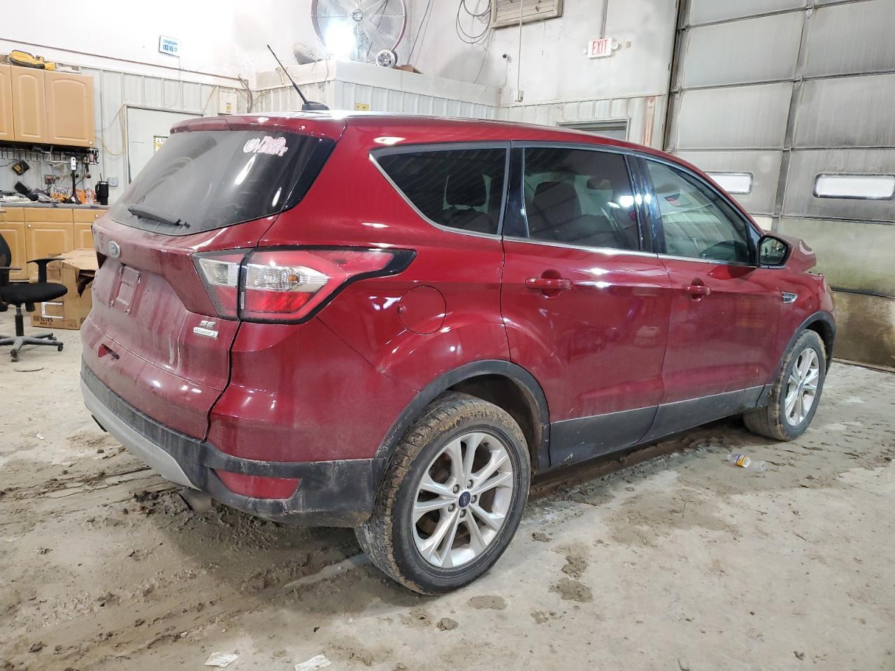 2017 FORD ESCAPE SE - Фото 3