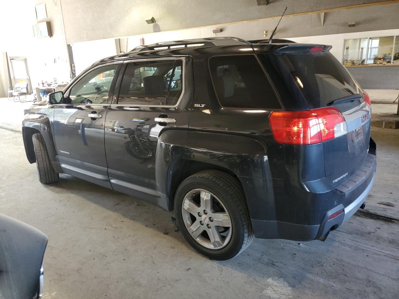 2012 GMC TERRAIN SL - Image 2
