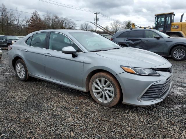 2023 Toyota Camry Le - Фото 4