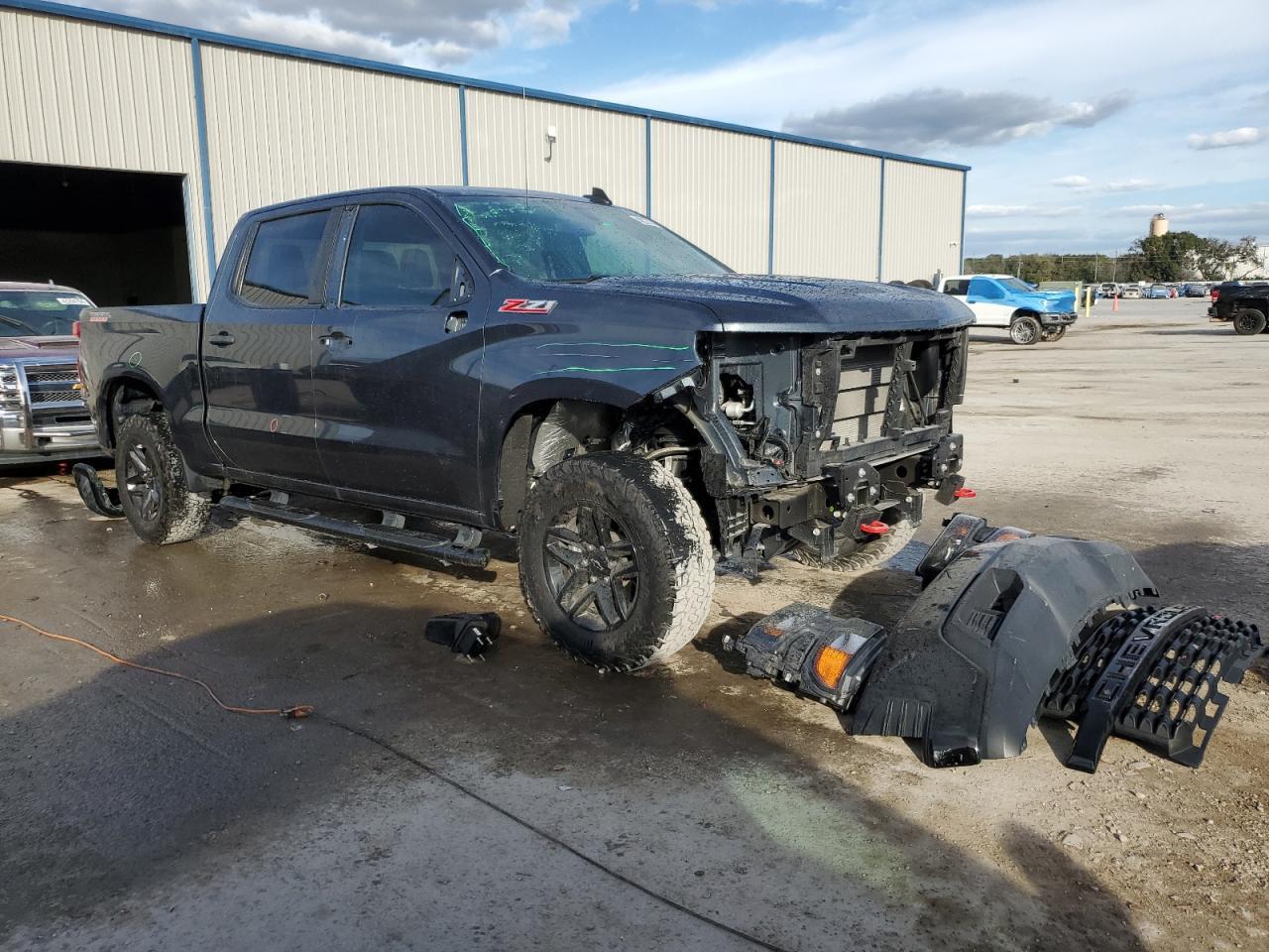 2021 CHEVROLET SILVERADO - Фото 4