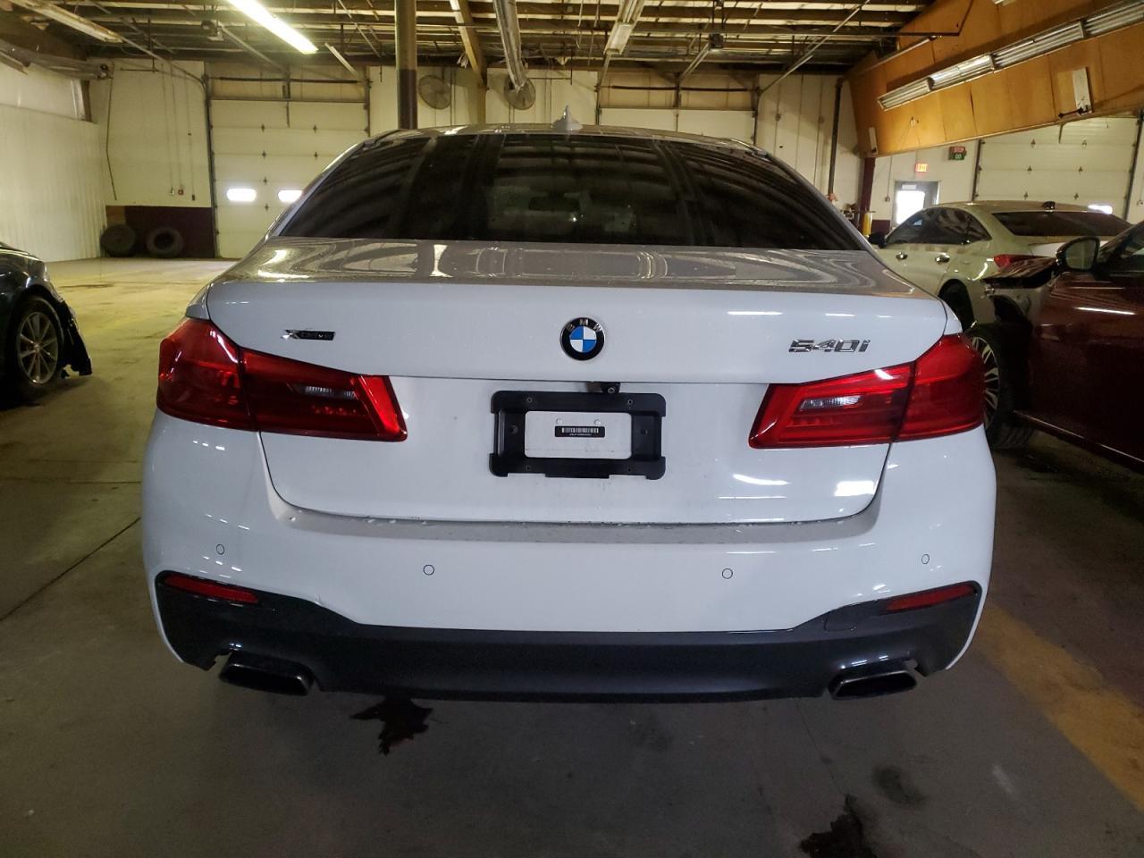 2017 BMW 540 XI - Image 6