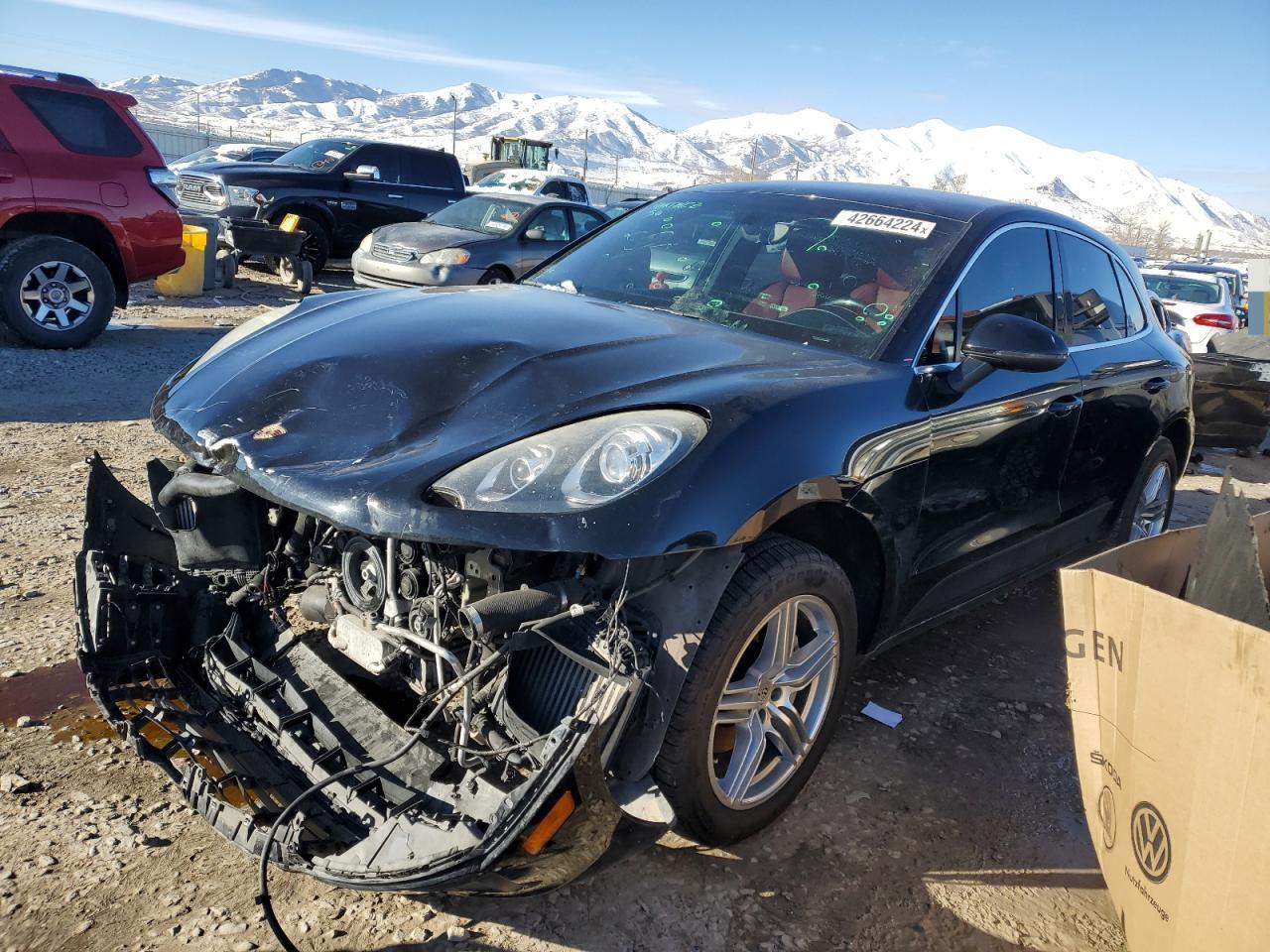 2015 PORSCHE MACAN S