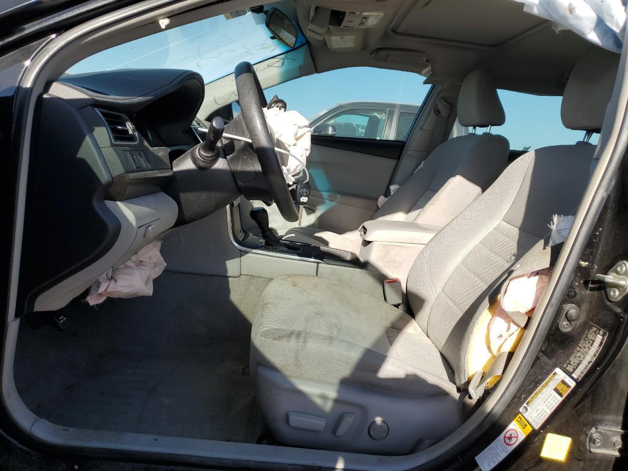 2015 TOYOTA CAMRY LE - Фото 7