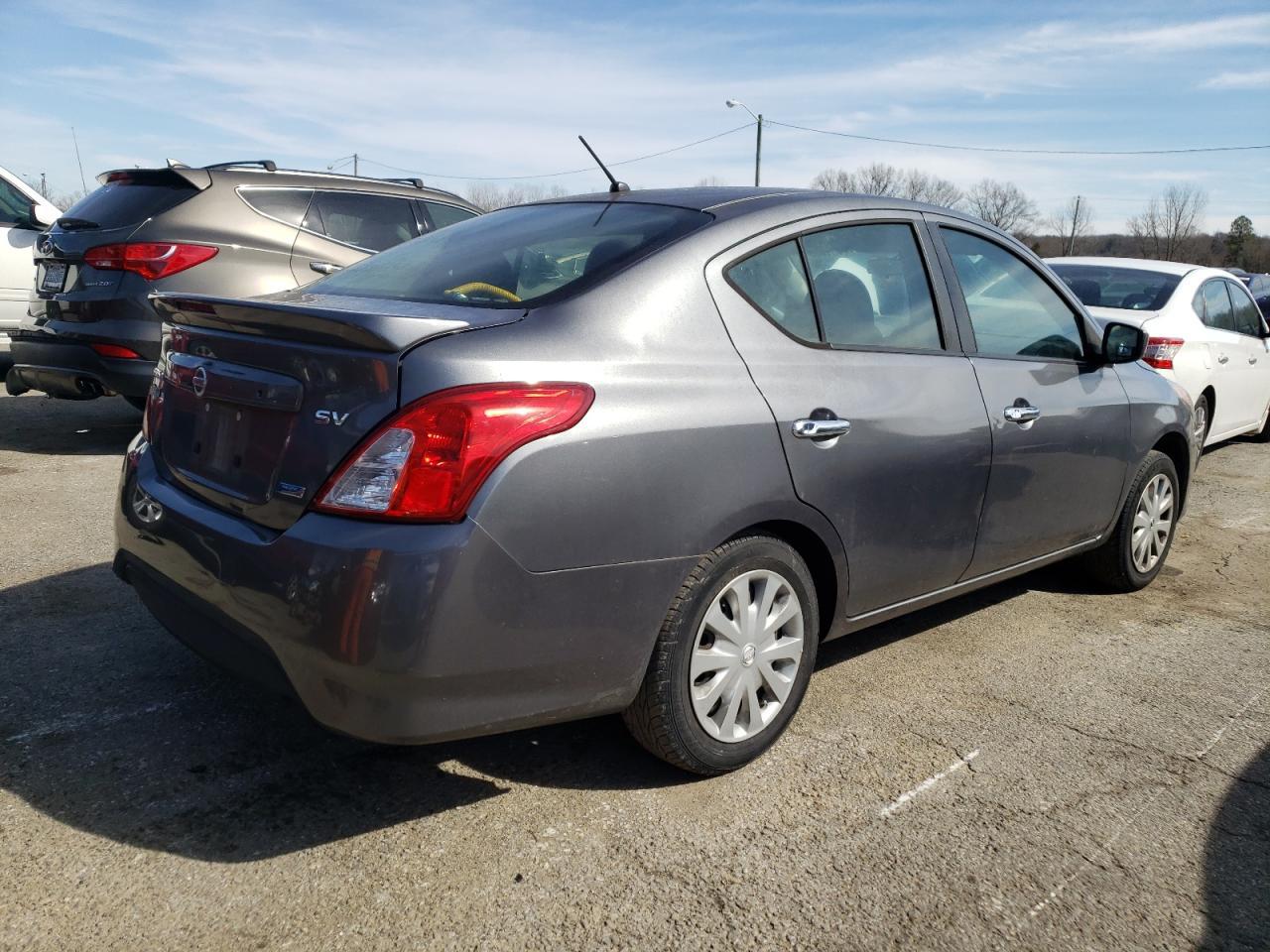2016 NISSAN VERSA S - Фото 3