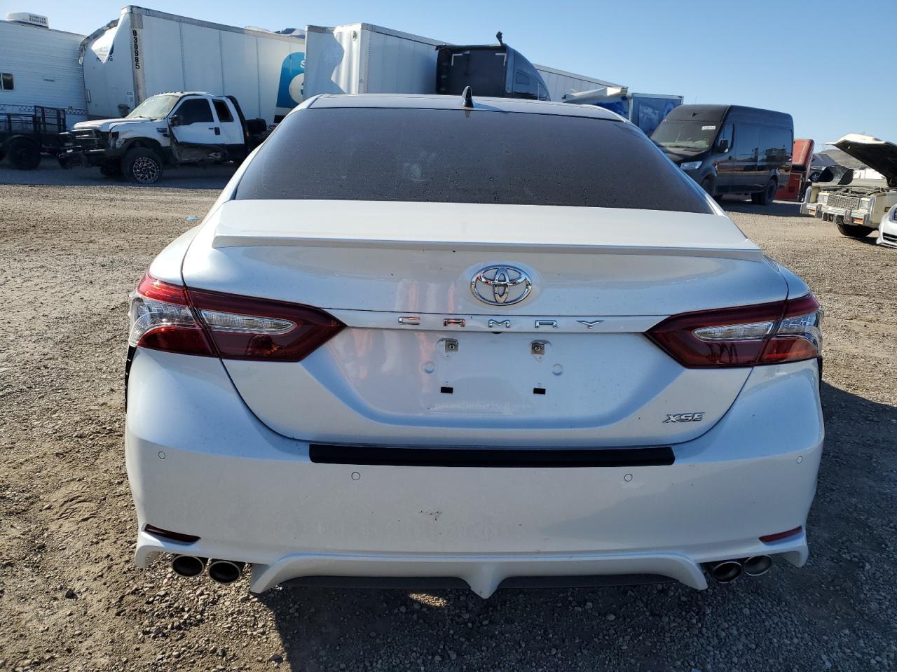 2018 TOYOTA CAMRY XSE - Image 6