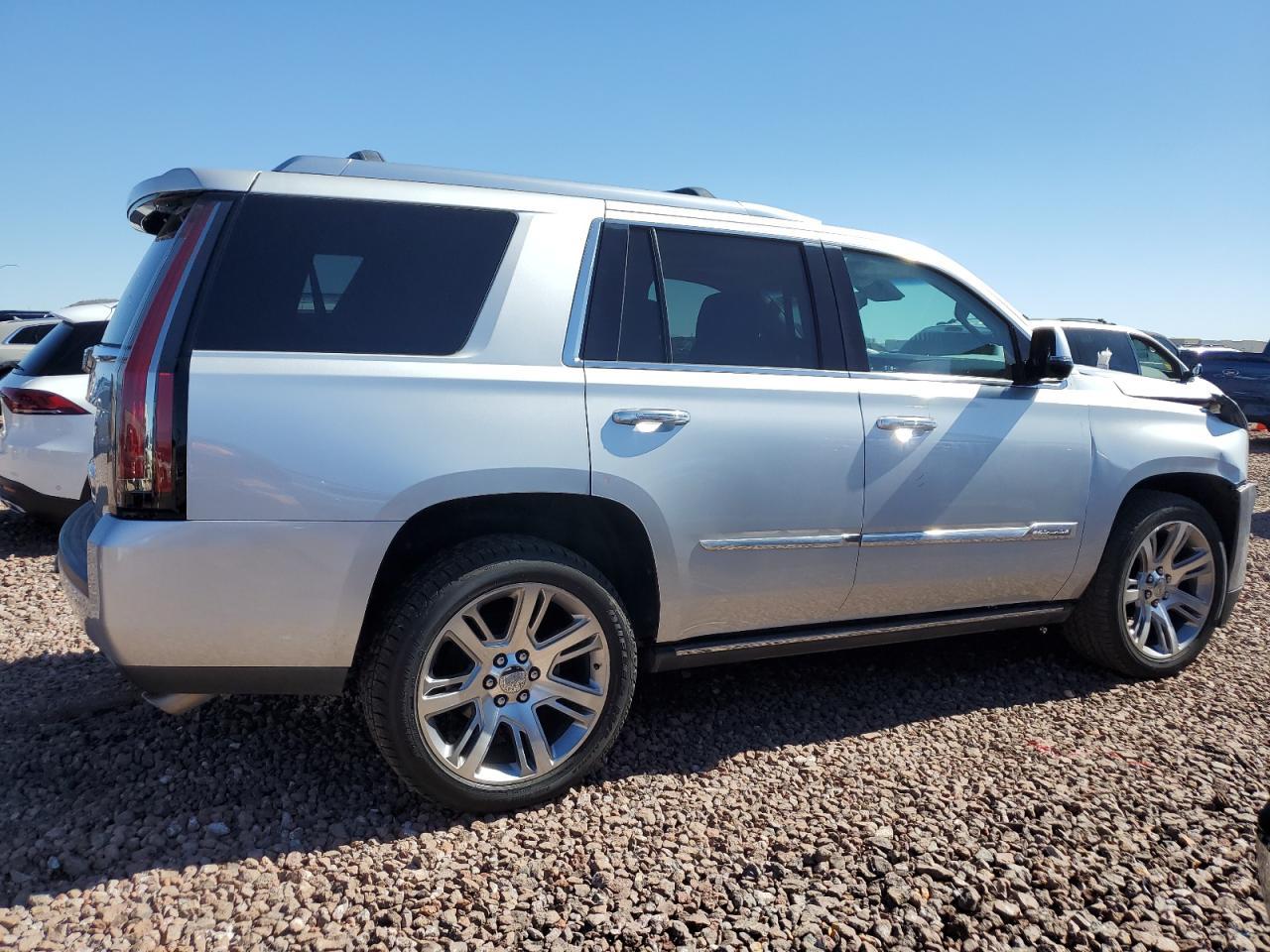 2016 CADILLAC ESCALADE P - Image 3