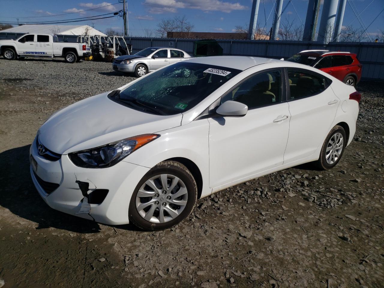 2013 HYUNDAI ELANTRA GL