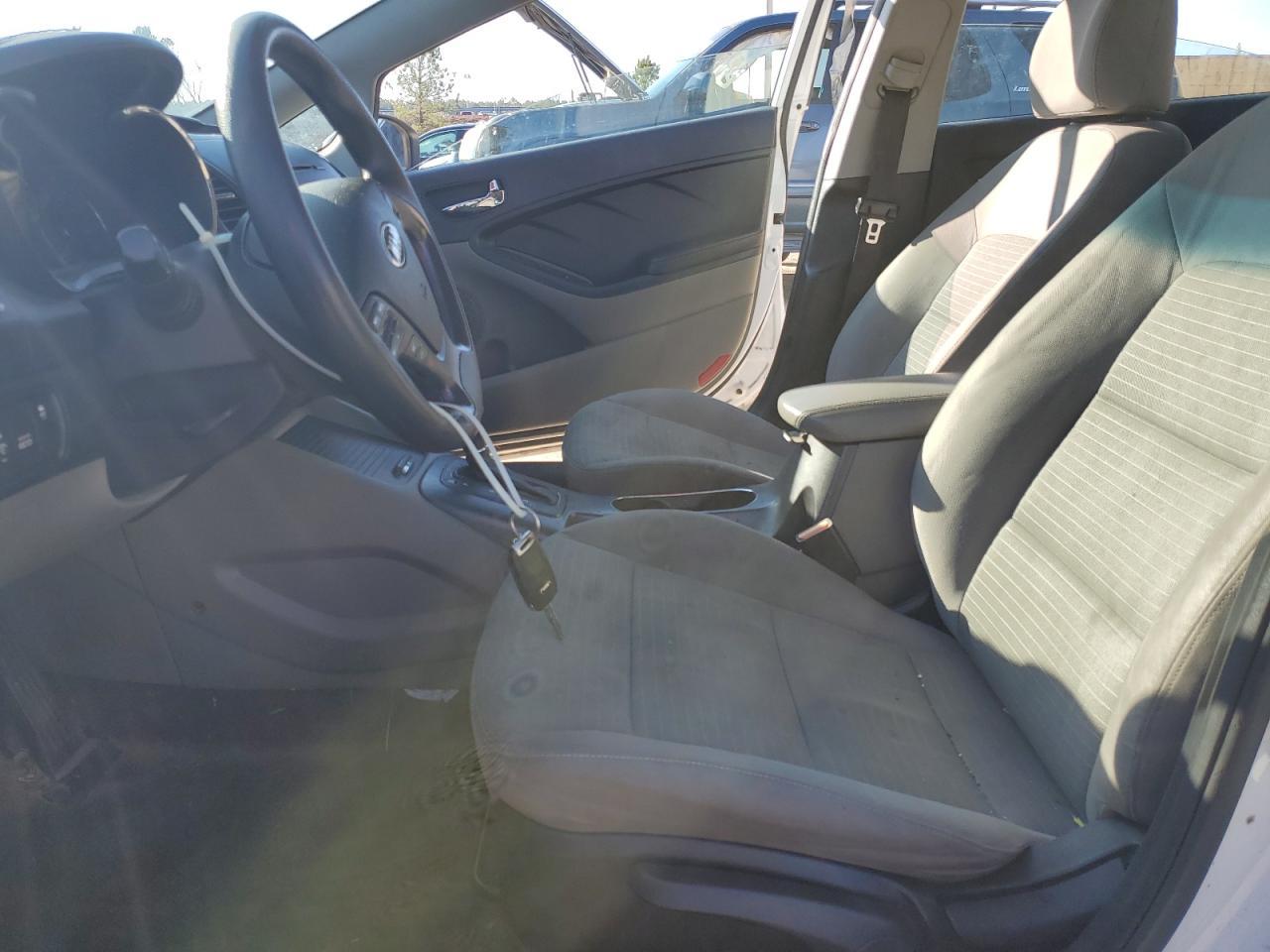 2015 KIA FORTE LX - Фото 7