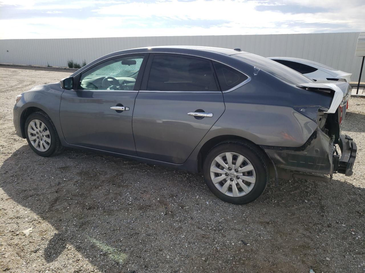 2017 NISSAN SENTRA S - Фото 2