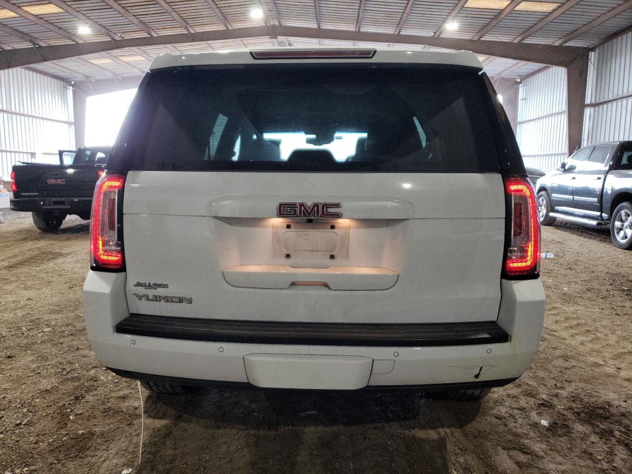 2016 GMC YUKON SLT - Фото 6