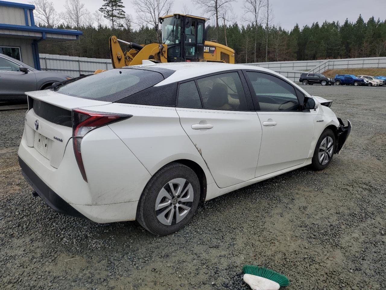 2016 TOYOTA PRIUS - Image 3