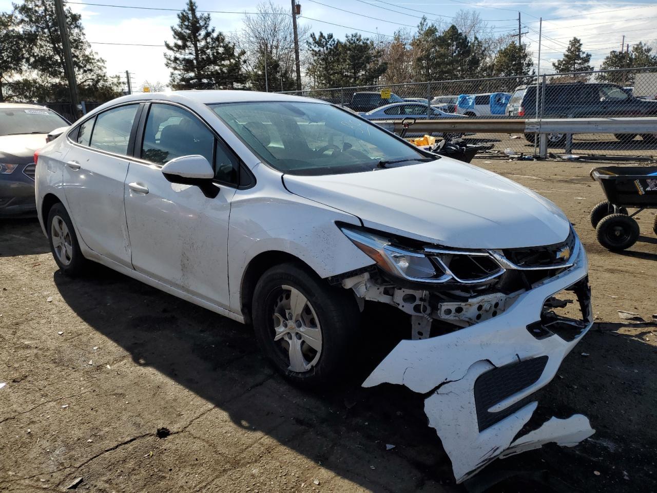 2017 CHEVROLET CRUZE LS - Image 4