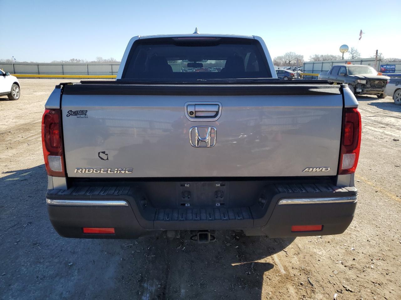 2018 HONDA RIDGELINE - Image 6