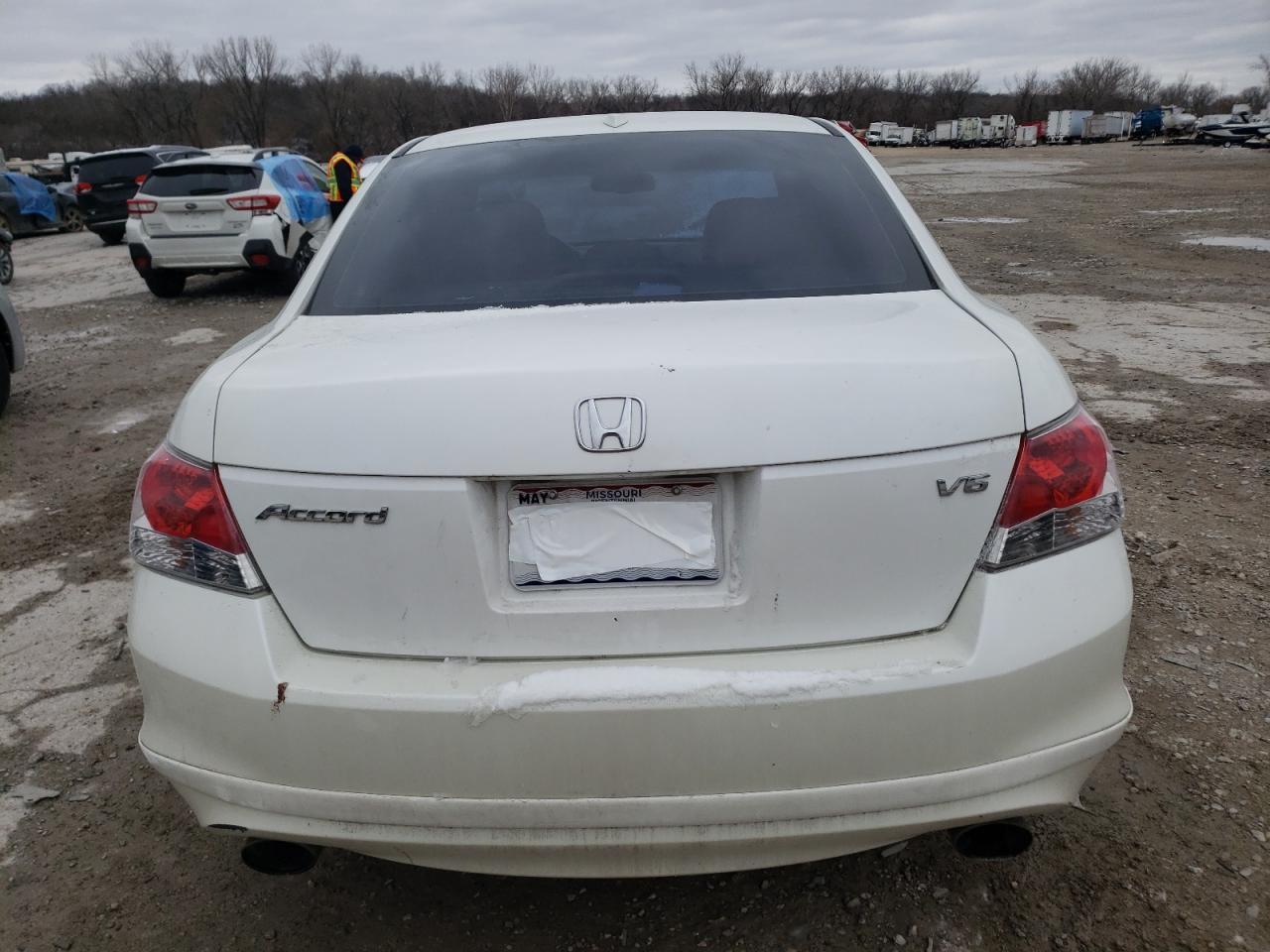 2010 HONDA ACCORD EXL - Image 6
