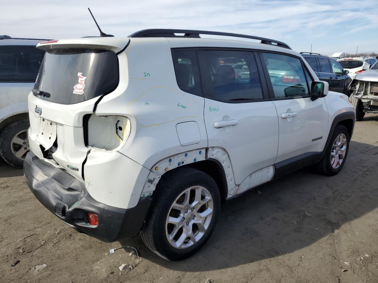 2017 JEEP RENEGADE L - Image 3