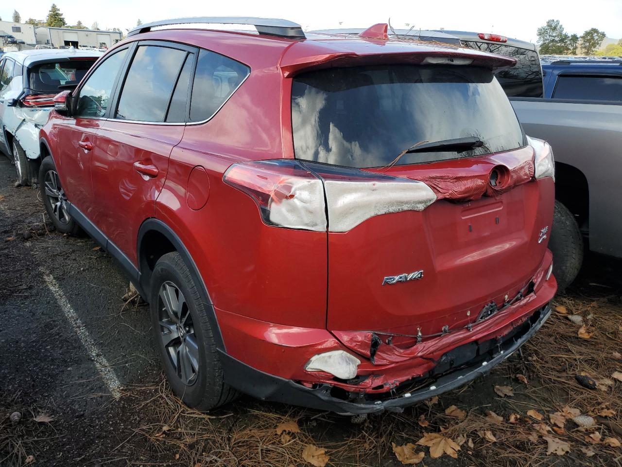 2016 TOYOTA RAV4 XLE - Image 2