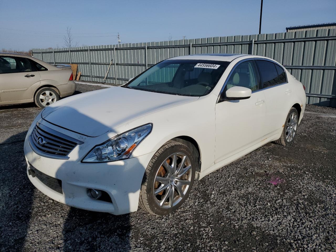 2010 INFINITI G37 car image