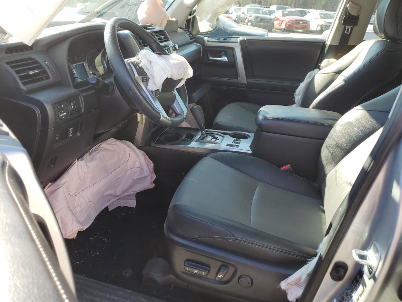 2018 TOYOTA 4RUNNER SR - Фото 7