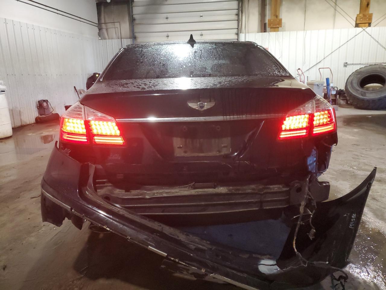 2011 HYUNDAI GENESIS 4. - Image 6