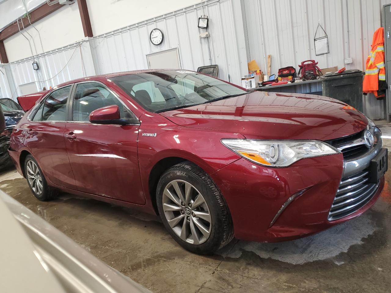 2017 TOYOTA CAMRY HYBR - Image 4