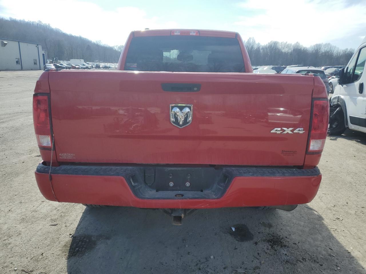 2017 RAM 1500 ST - Image 6