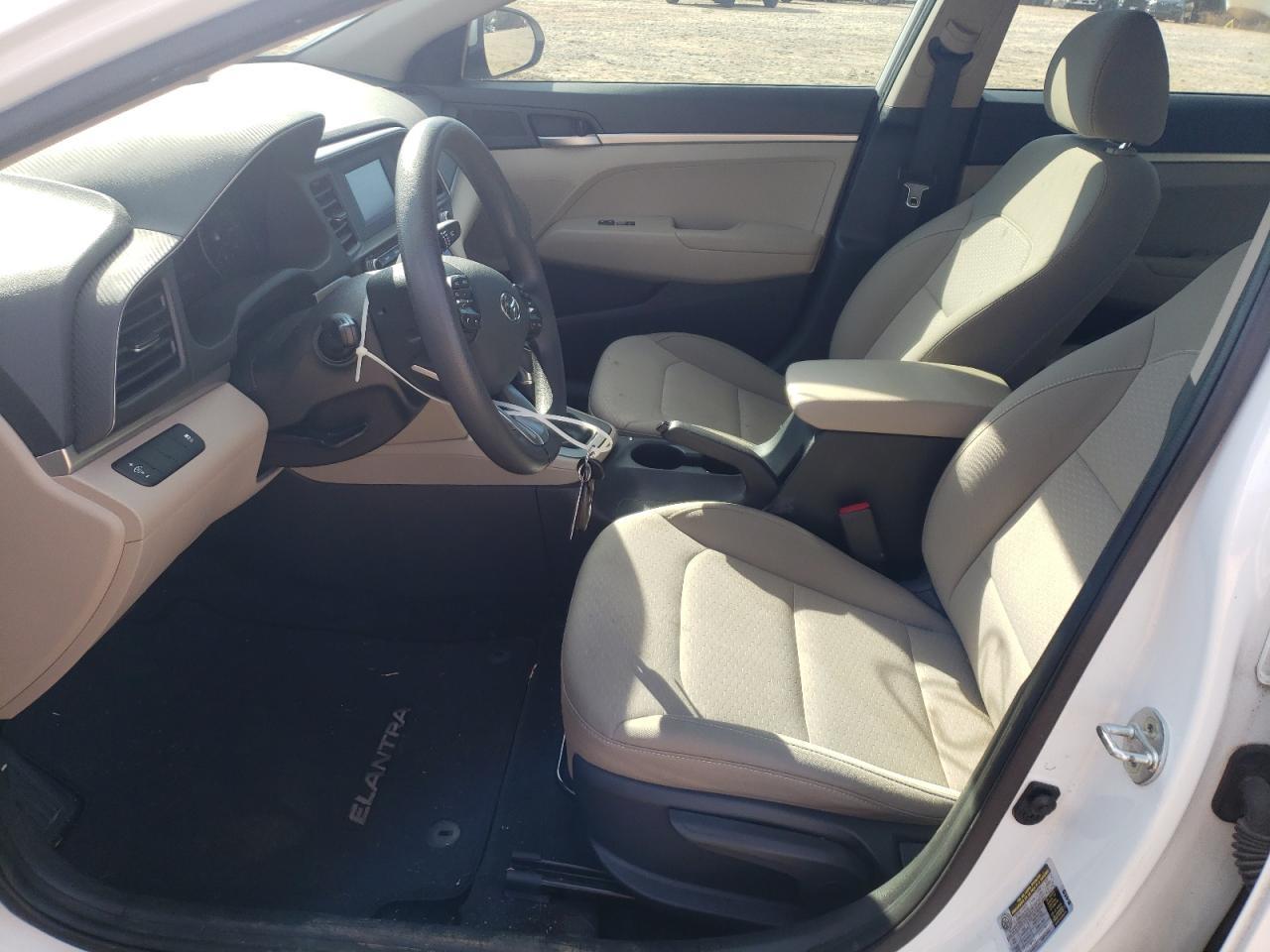 2019 HYUNDAI ELANTRA SE - Фото 7